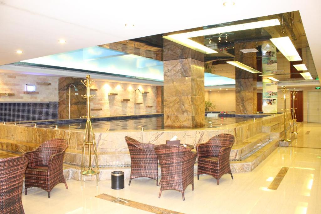 Jun Hao Hotel Dongguan  Exterior foto